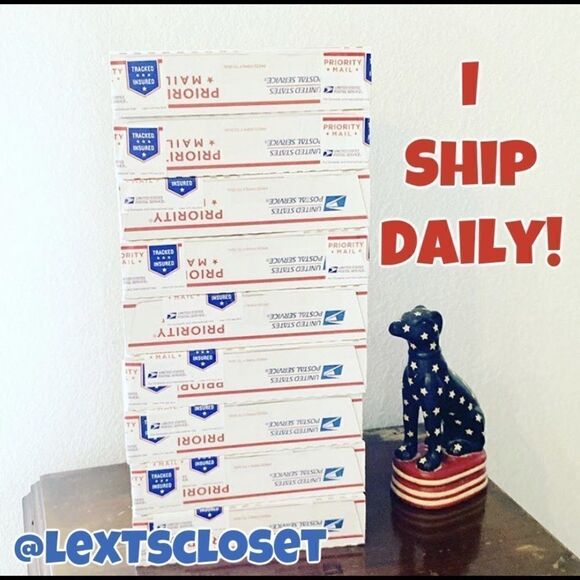 I ship daily! Monday through Saturday 😊 - Picture 1 of 2